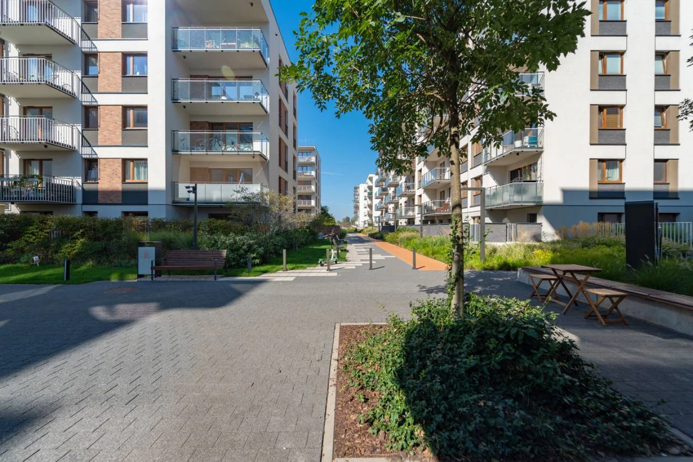 Apartment-Complex-Sweeping
