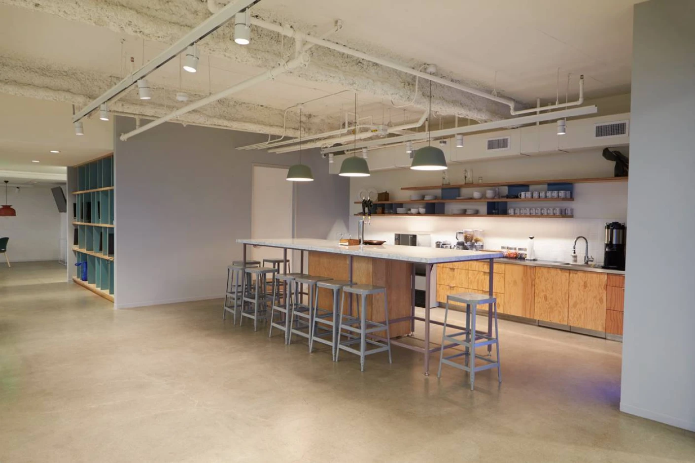 Breakroom-Cleaning